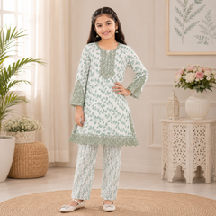 Girls Printed & Embroidered Lawn Shirt Shalwar Set – Stylish Premium Kids Collection
